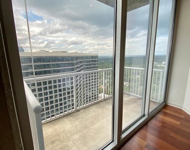 855 Peachtree St # 2812 - Photo Thumbnail 2