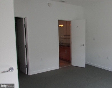 1247 Wisconsin Ave Ave E #305 - Photo Thumbnail 20