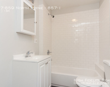 857-859 North Hoyne - Photo Thumbnail 8