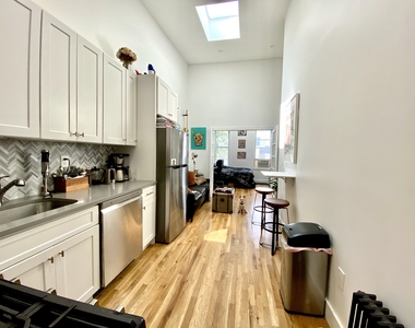 1420 Dekalb Ave 3r - Photo Thumbnail 11