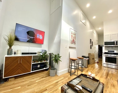 1420 Dekalb Ave 3r - Photo Thumbnail 8