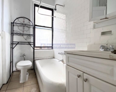 134 Haven Avenue - Photo Thumbnail 7