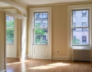 435 East 118th Street - Photo Thumbnail 0