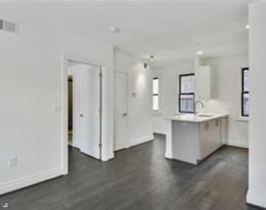 1431 11th Street Nw - Photo Thumbnail 5