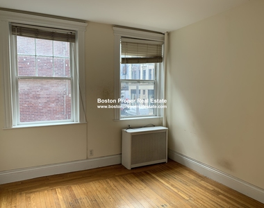 282 Newbury - Photo Thumbnail 7