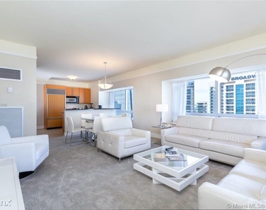 1435 Brickell Ave # 3112 A10424266 - Photo Thumbnail 16