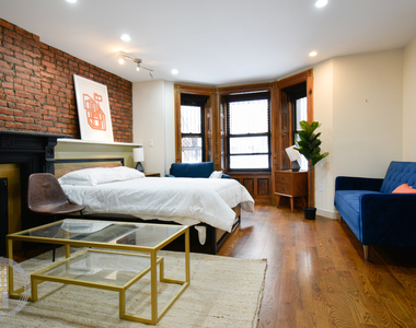 212 Hancock Street - Photo Thumbnail 1