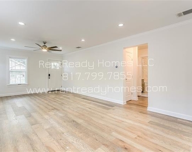 2411 N Prairie Avenue - Photo Thumbnail 4