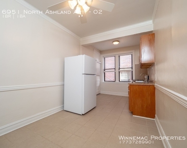 6951 North Ashland Apt. - Photo Thumbnail 4