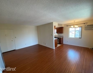 1336 N. Kenmore - Photo Thumbnail 18