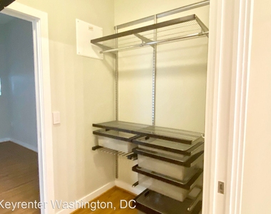 1414 Belmont St, Nw Apt 208 - Photo Thumbnail 21