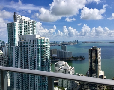 1010 Brickell Av - Photo Thumbnail 11