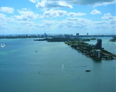 1750 N Bayshore - Photo Thumbnail 6