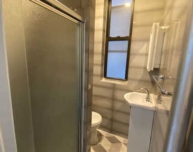 61 east 3rd St Apt 18 - Photo Thumbnail 5