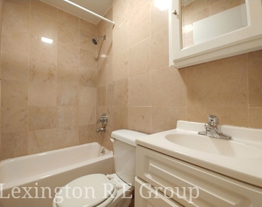 221 East 32nd Street - Photo Thumbnail 4