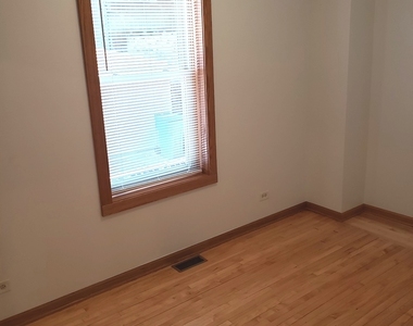 3615 North Oakley Avenue - Photo Thumbnail 16