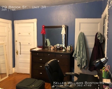 79 Brook St. - Photo Thumbnail 9