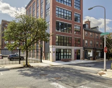 222 Vine Street - Photo Thumbnail 12