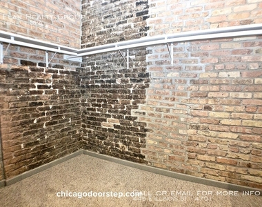 445 E Illinois St. - Photo Thumbnail 38