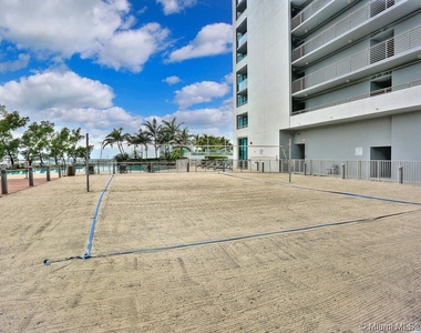 888 Biscayne Blvd Apt 1803 - Photo Thumbnail 15