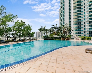 888 Biscayne Blvd Apt 1803 - Photo Thumbnail 12