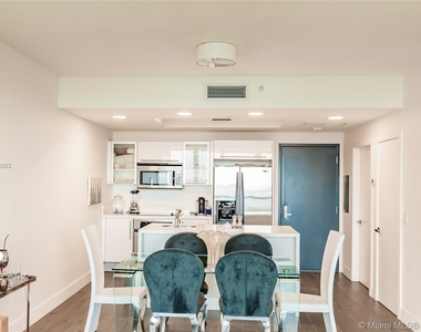 888 Biscayne Blvd Apt 1803 - Photo Thumbnail 2