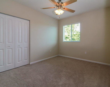 5607 Caranday Palm Drive - Photo Thumbnail 11