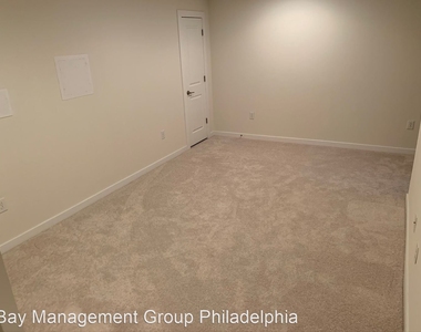 2108 Kensington Walk - Photo Thumbnail 21