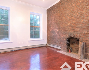 1122 Fulton Street - Photo Thumbnail 1