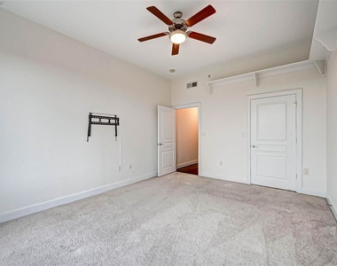 3333 Allen Parkway - Photo Thumbnail 26