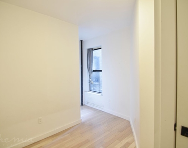 137 W 137th Street - Photo Thumbnail 2