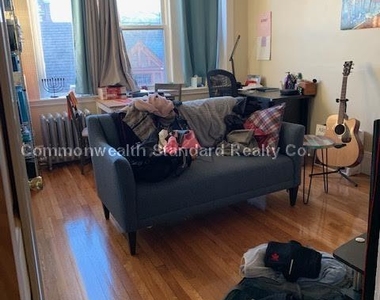 38 Hemenway - Photo Thumbnail 6