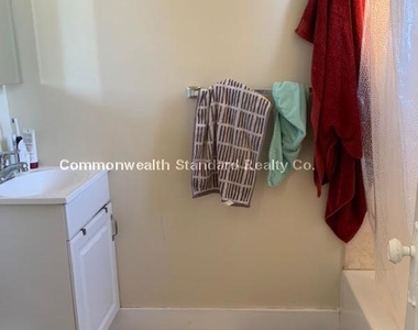 38 Hemenway - Photo Thumbnail 8