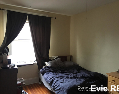 452 Hanover St - Photo Thumbnail 10