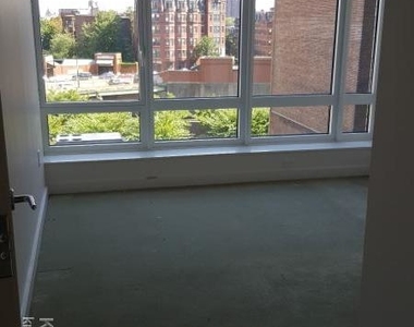 135 Clarendon St. - Photo Thumbnail 23