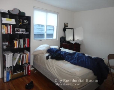 385 Dorchester St. - Photo Thumbnail 4