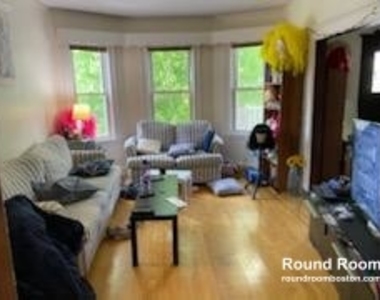 124 Brooks St. - Photo Thumbnail 5