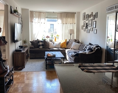 1510 Lexington Avenue - Photo Thumbnail 0