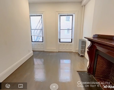 270 Newbury Street - Photo Thumbnail 3