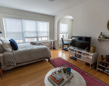 4105 N Damen - Photo Thumbnail 0