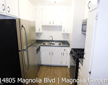 14805 Magnolia Blvd - Photo Thumbnail 9