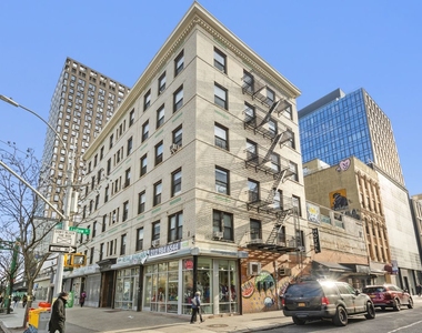 101 Delancey Street - Photo Thumbnail 7