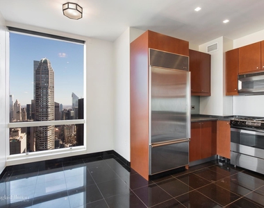 230 West 56th St - Photo Thumbnail 2