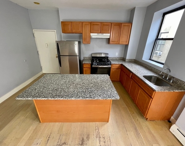 164 West 146th Street - Photo Thumbnail 2