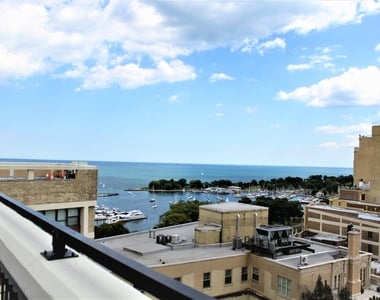 3410 North Lake Shore Drive - Photo Thumbnail 21