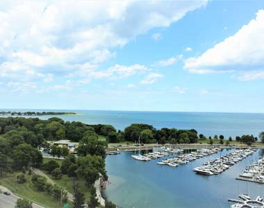 3410 North Lake Shore Drive - Photo Thumbnail 24