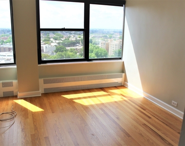 3410 North Lake Shore Drive - Photo Thumbnail 18