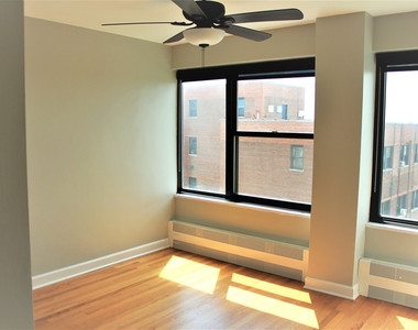 3410 North Lake Shore Drive - Photo Thumbnail 7