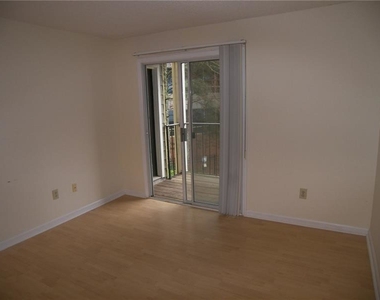 127 Granville Court - Photo Thumbnail 2