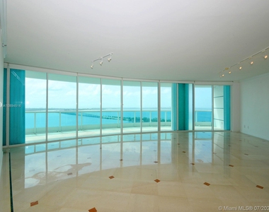 2127 Brickell Ave - Photo Thumbnail 13